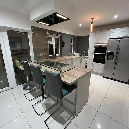 Lovely Dublin Home - Just 15 Mins To City Centre Bagian luar foto